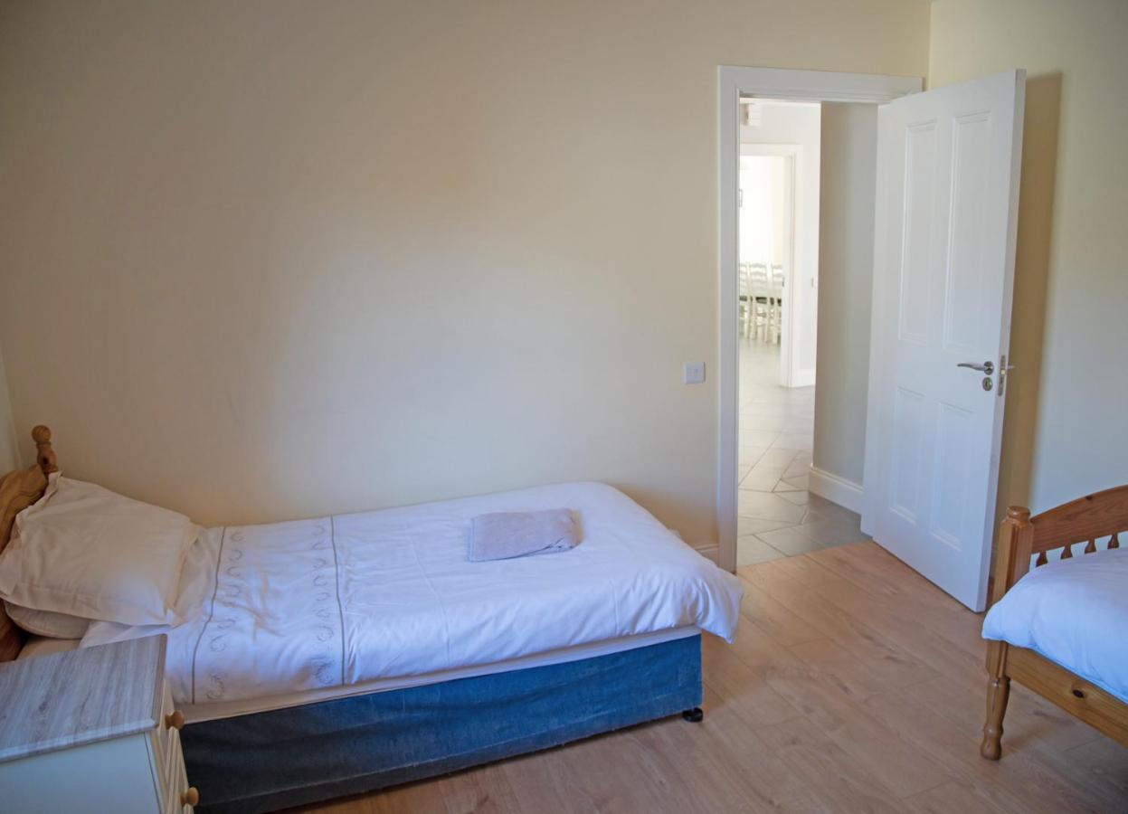 Malachys Rest Dingle By Trident Holiday Homes Exterior photo